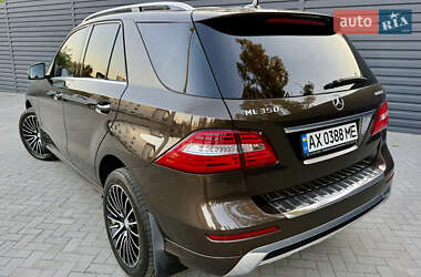 Внедорожник / Кроссовер Mercedes-Benz M-Class 2013 в 