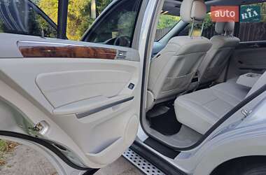 Внедорожник / Кроссовер Mercedes-Benz M-Class 2011 в 