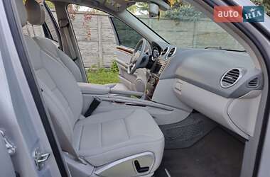 Внедорожник / Кроссовер Mercedes-Benz M-Class 2011 в 