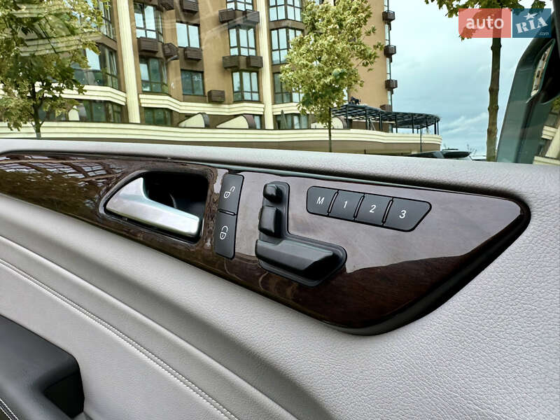 Внедорожник / Кроссовер Mercedes-Benz M-Class 2014 в Киеве