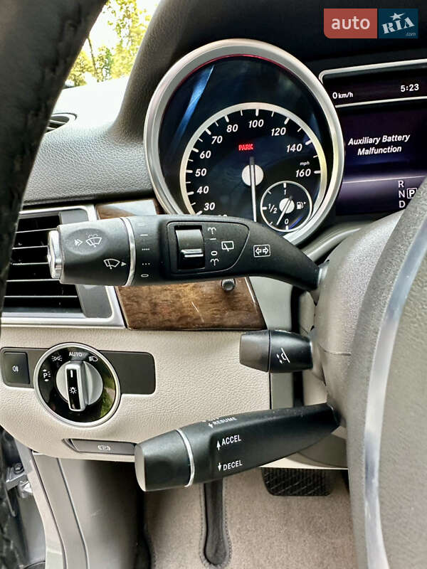 Внедорожник / Кроссовер Mercedes-Benz M-Class 2014 в Киеве