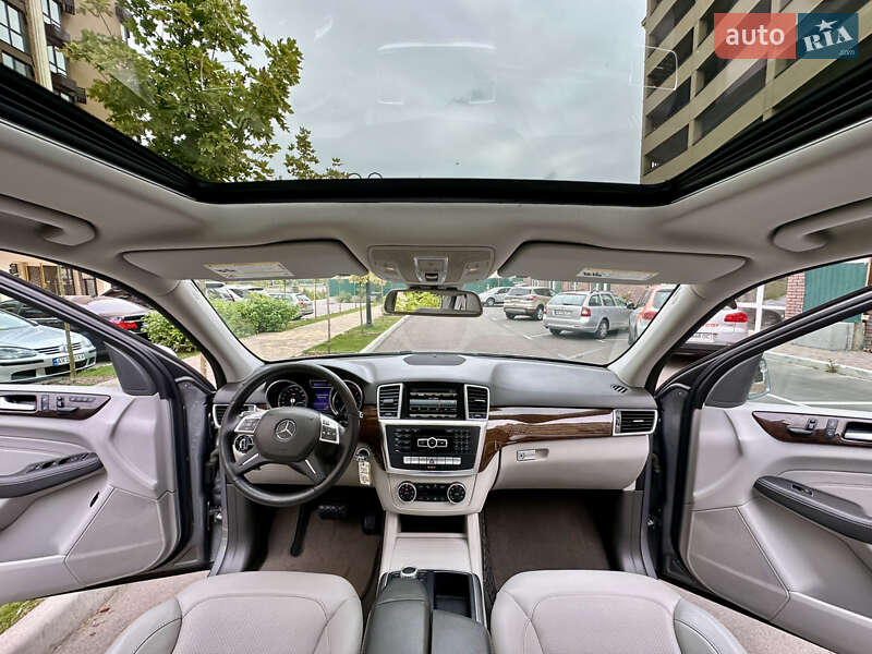 Внедорожник / Кроссовер Mercedes-Benz M-Class 2014 в Киеве