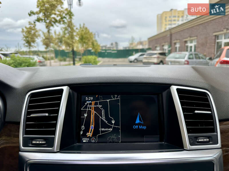 Внедорожник / Кроссовер Mercedes-Benz M-Class 2014 в Киеве