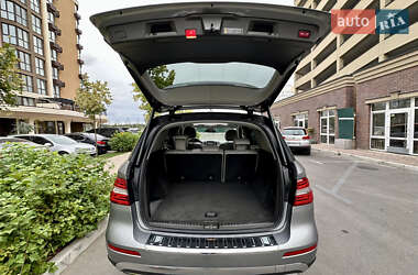 Внедорожник / Кроссовер Mercedes-Benz M-Class 2014 в 