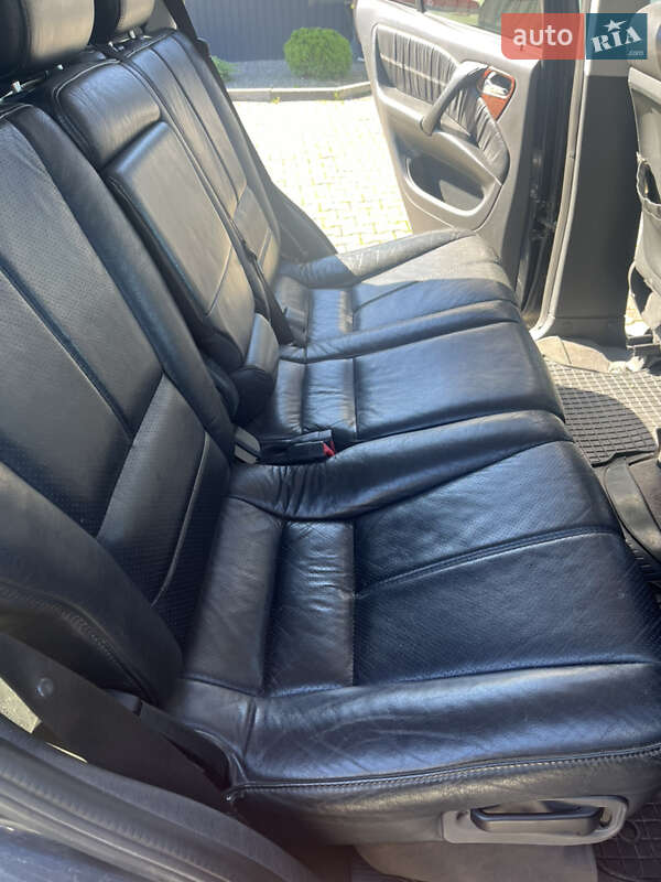 Позашляховик / Кросовер Mercedes-Benz M-Class 2001 в Івано-Франківську