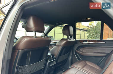 Позашляховик / Кросовер Mercedes-Benz M-Class 2012 в 