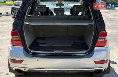 Внедорожник / Кроссовер Mercedes-Benz M-Class 2010 в 