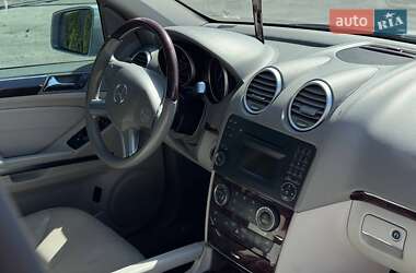 Внедорожник / Кроссовер Mercedes-Benz M-Class 2010 в 
