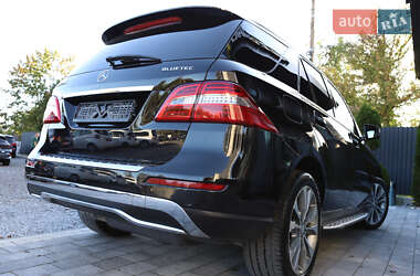 Внедорожник / Кроссовер Mercedes-Benz M-Class 2014 в 