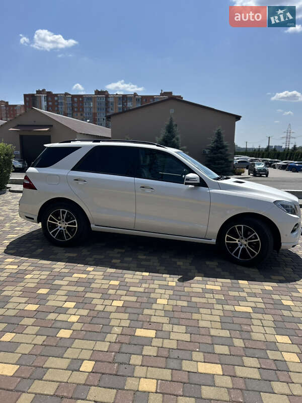 Внедорожник / Кроссовер Mercedes-Benz M-Class 2012 в Днепре