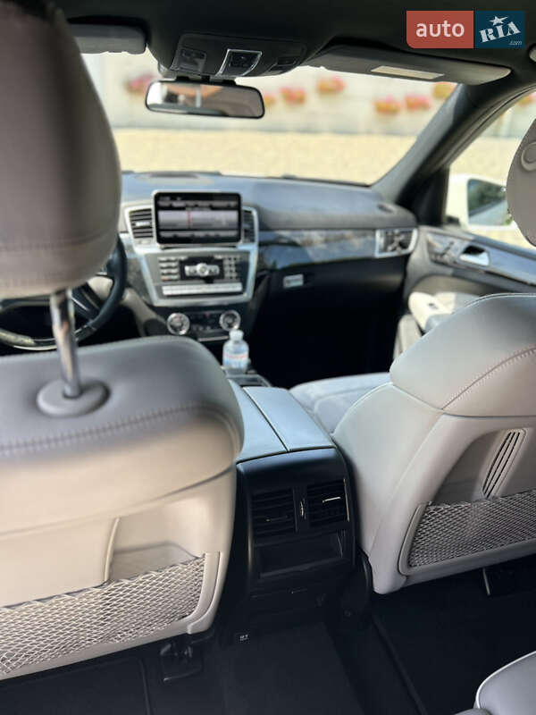 Внедорожник / Кроссовер Mercedes-Benz M-Class 2012 в Днепре