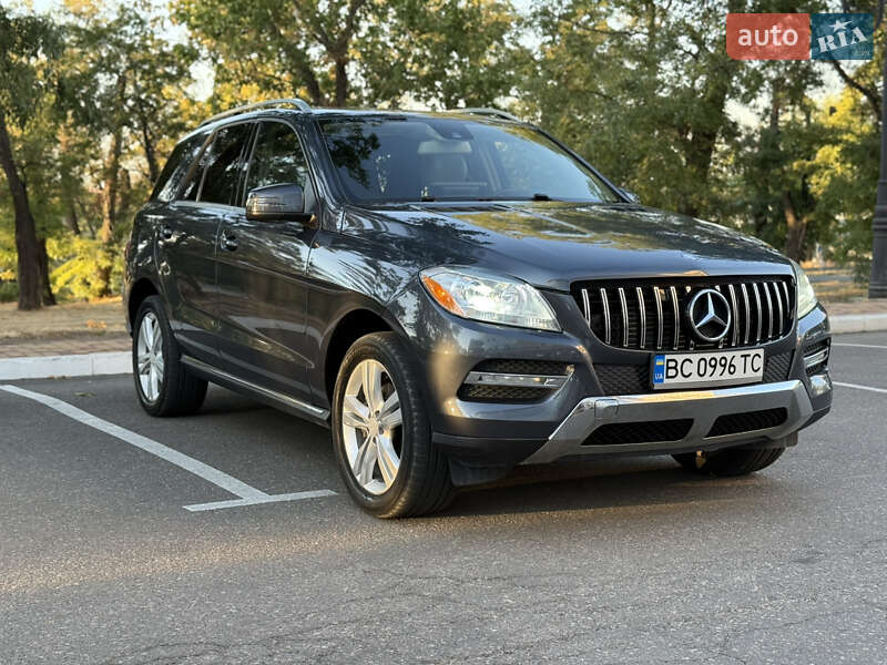 Внедорожник / Кроссовер Mercedes-Benz M-Class 2013 в Одессе