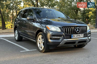 Внедорожник / Кроссовер Mercedes-Benz M-Class 2013 в 