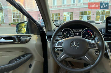 Внедорожник / Кроссовер Mercedes-Benz M-Class 2013 в 