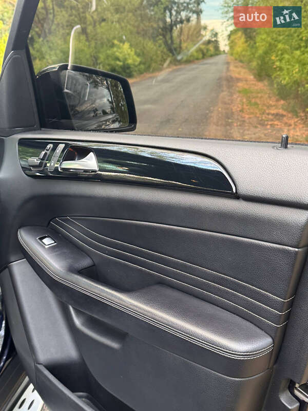Внедорожник / Кроссовер Mercedes-Benz M-Class 2013 в Белгороде-Днестровском