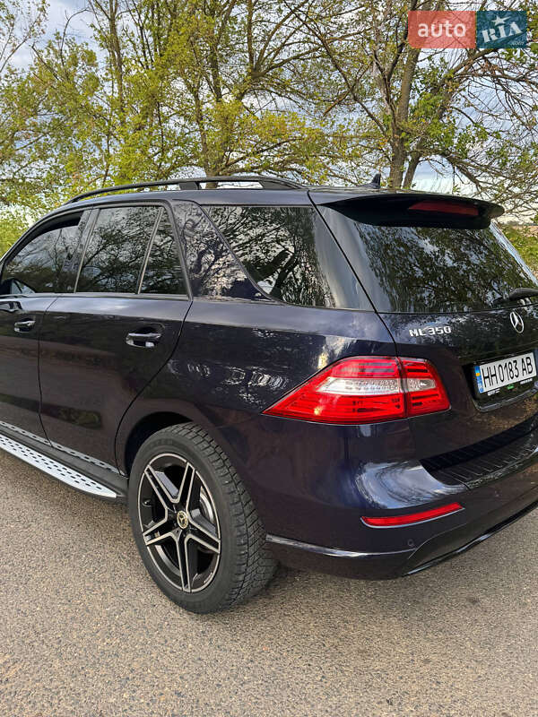 Внедорожник / Кроссовер Mercedes-Benz M-Class 2013 в Белгороде-Днестровском