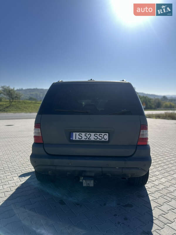 Позашляховик / Кросовер Mercedes-Benz M-Class 2003 в Чернівцях