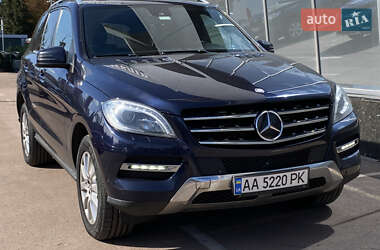 Внедорожник / Кроссовер Mercedes-Benz M-Class 2013 в 