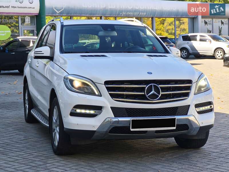 Внедорожник / Кроссовер Mercedes-Benz M-Class 2013 в Днепре