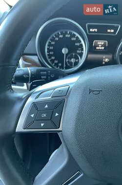 Внедорожник / Кроссовер Mercedes-Benz M-Class 2013 в 