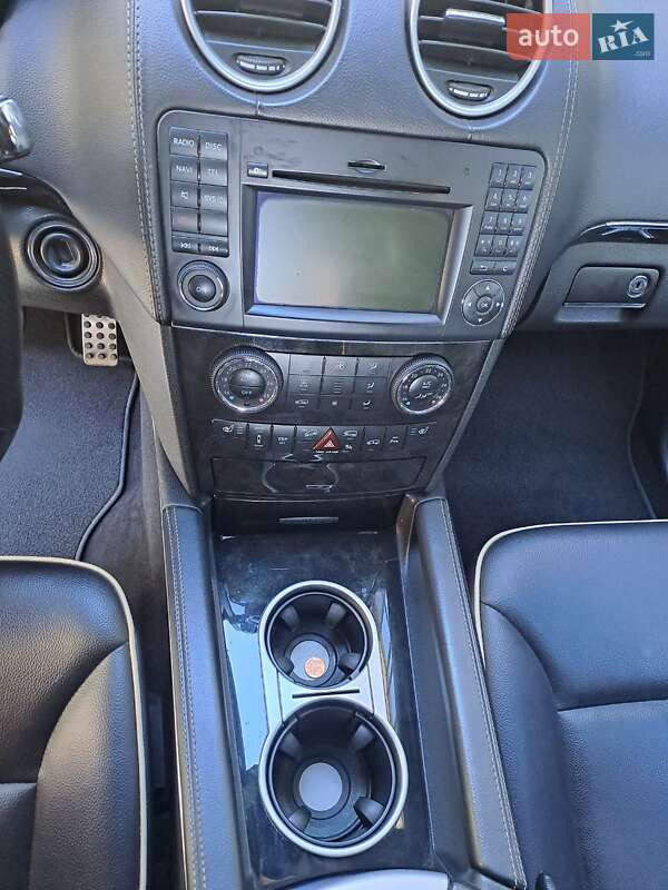 Позашляховик / Кросовер Mercedes-Benz M-Class 2011 в Івано-Франківську