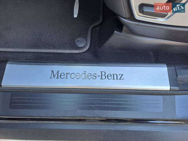 Позашляховик / Кросовер Mercedes-Benz M-Class 2011 в Івано-Франківську
