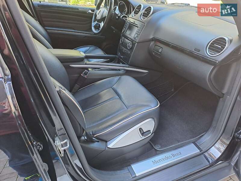 Позашляховик / Кросовер Mercedes-Benz M-Class 2011 в Івано-Франківську