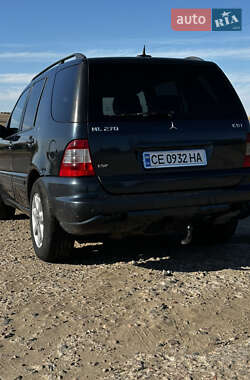 Внедорожник / Кроссовер Mercedes-Benz M-Class 2002 в 