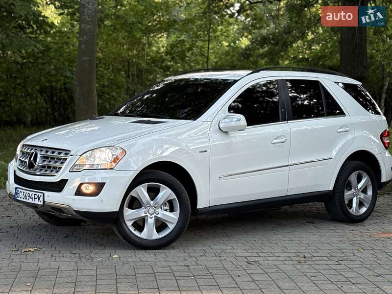 Внедорожник / Кроссовер Mercedes-Benz M-Class 2009 в 