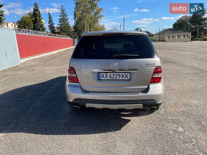 Внедорожник / Кроссовер Mercedes-Benz M-Class 2008 в Валках