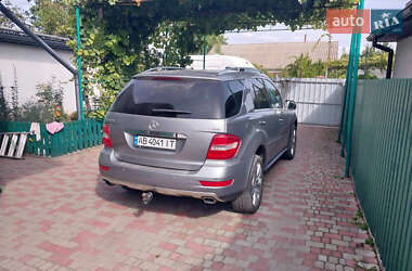 Позашляховик / Кросовер Mercedes-Benz M-Class 2009 в 