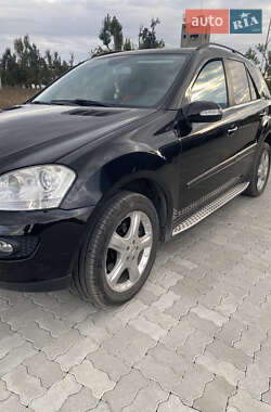 Внедорожник / Кроссовер Mercedes-Benz M-Class 2007 в 