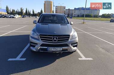 Позашляховик / Кросовер Mercedes-Benz M-Class 2015 в 