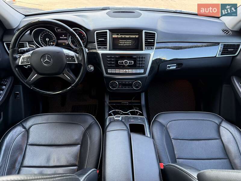 Позашляховик / Кросовер Mercedes-Benz M-Class 2013 в Одесі