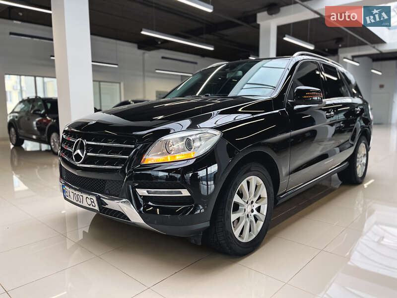 Внедорожник / Кроссовер Mercedes-Benz M-Class 2013 в Хмельницком фото 3 Внедорожник / Кроссовер Mercedes-Benz M-Class 2013 в Хмельницком