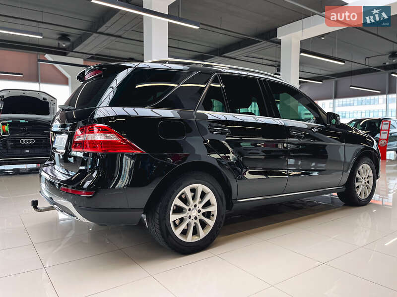 Внедорожник / Кроссовер Mercedes-Benz M-Class 2013 в Хмельницком фото 7 Внедорожник / Кроссовер Mercedes-Benz M-Class 2013 в Хмельницком
