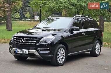 Позашляховик / Кросовер Mercedes-Benz M-Class 2014 в Києві