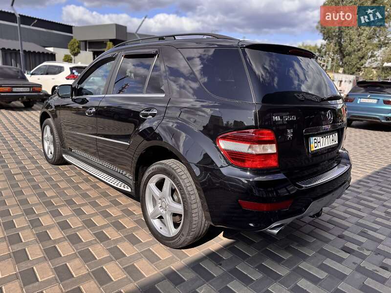 Внедорожник / Кроссовер Mercedes-Benz M-Class 2009 в Одессе