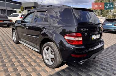 Позашляховик / Кросовер Mercedes-Benz M-Class 2009 в 