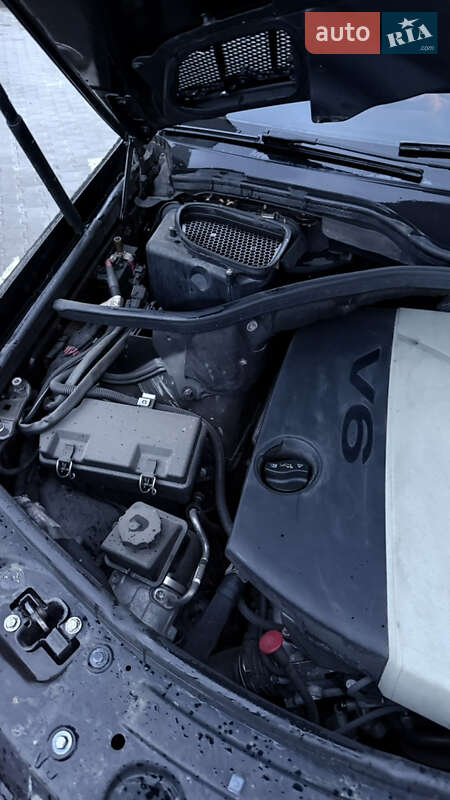 Внедорожник / Кроссовер Mercedes-Benz M-Class 2010 в Черновцах