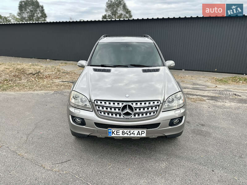 Mercedes-Benz M-Class 2008