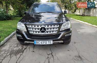 Позашляховик / Кросовер Mercedes-Benz M-Class 2011 в 
