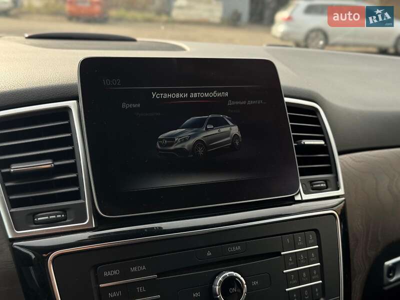 Внедорожник / Кроссовер Mercedes-Benz M-Class 2012 в Киеве