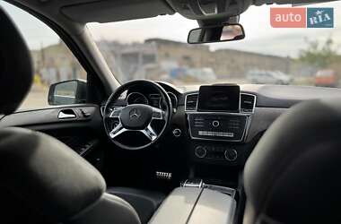 Позашляховик / Кросовер Mercedes-Benz M-Class 2012 в 