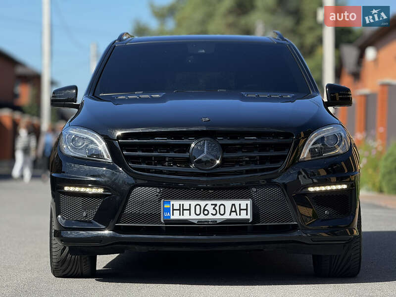 Позашляховик / Кросовер Mercedes-Benz M-Class 2015 в Вінниці фото 2 Позашляховик / Кросовер Mercedes-Benz M-Class 2015 в Вінниці