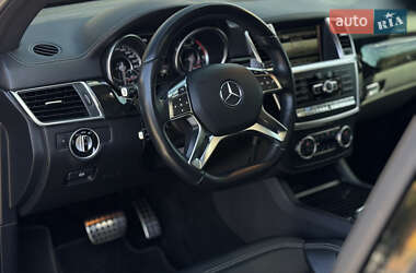 Внедорожник / Кроссовер Mercedes-Benz M-Class 2015 в 