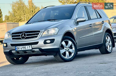 Позашляховик / Кросовер Mercedes-Benz M-Class 2005 в Рівному