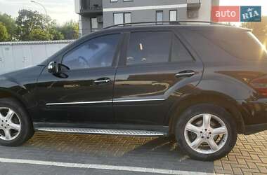 Позашляховик / Кросовер Mercedes-Benz M-Class 2005 в 