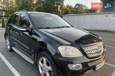 Позашляховик / Кросовер Mercedes-Benz M-Class 2005 в Ужгороді
