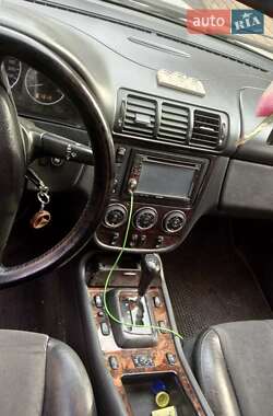 Внедорожник / Кроссовер Mercedes-Benz M-Class 2005 в 